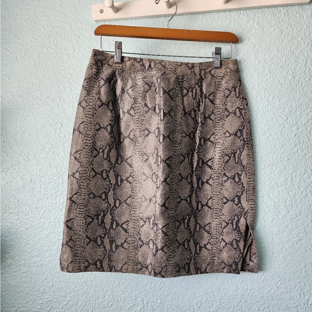 Colebrook and Co leather sneak print skirt